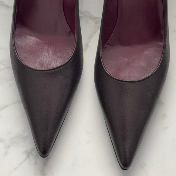 Gucci Shoes - GUCCI BROWN KITTEN HEEL PUMPS
